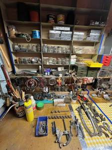 lot 44 image: Work Bench Lot #2