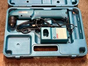 lot 63 image: Makita DA391D Cordless Right Angle Drill