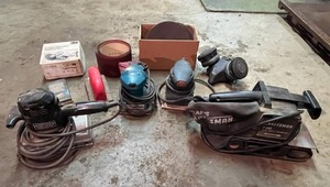 lot 71 image: Belt Sander Lot - Makita, Craftsman