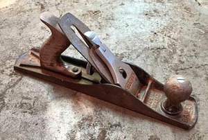 lot 77 image: Vintage Stanley Bailey Wood Plane (Made in England)