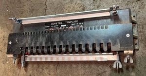 lot 102 image: Dovetail Template