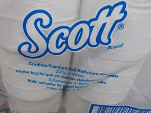 lot 12 image: 36 ct Scott Coreless 2 ply Toilet P...