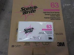 lot 29 image: 20 ct Scotch Brite Scrub Sponges...