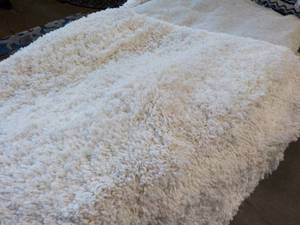 lot 49 image: White Shag New Area Rug made in Tu...