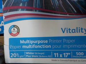 lot 242 image: 2500 Xerox Vitality 11 x 17 White ...