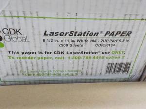 lot 255 image: 2500 8 12 x 11 Laser Station Pape...