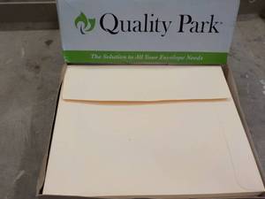 lot 283 image: Quality Park 9  12 x 11 34 Flat ...