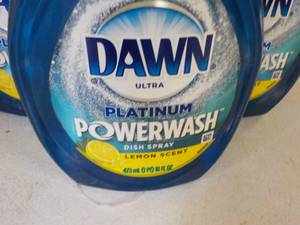 lot 300 image: 3 ct 16 oz Bottles Dawn Platinum Po...