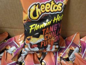 lot 403 image: Case of 32 2.75 bags cheetos Flamin...