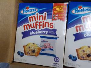 lot 112 image: 4 ct 5 Pounches each Hostess Bluebe...