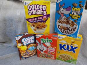 lot 176 image: 5 Boxes of Cereal- 1 each Golden Gr...