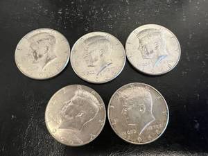 5 - Kennedy Half Dollars 40% Silver