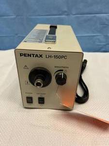 lot 32 image: Pentax LH-150PC Halogen Light Source - Good Working Condition