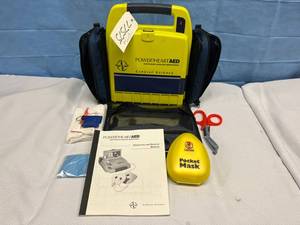 lot 34 image: Cardiac Science 9200RD Power Heart AED Automated External Defibrillator - Works However No Battery Or Pads