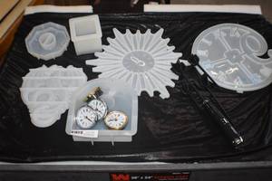 lot 45 image: Resin Molds