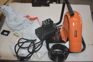 lot 59 image: 660 CFM Dust Collecter