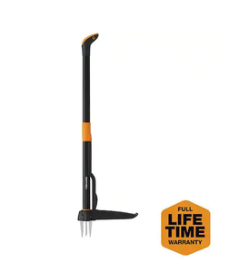 lot 8 image: 4 Pack Fiskars Stand up 4 Claw Garden Weeder with 34in Handle Internet # 206837521 Model # 339950-1001