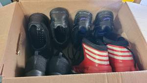 Box of newish or slightly used good quality shoes