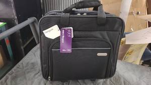 Targus Rolling Case