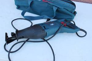 Reciprocating Saw 1 18 Bosch RS7, 120 Volts, 11 Amp, Working.