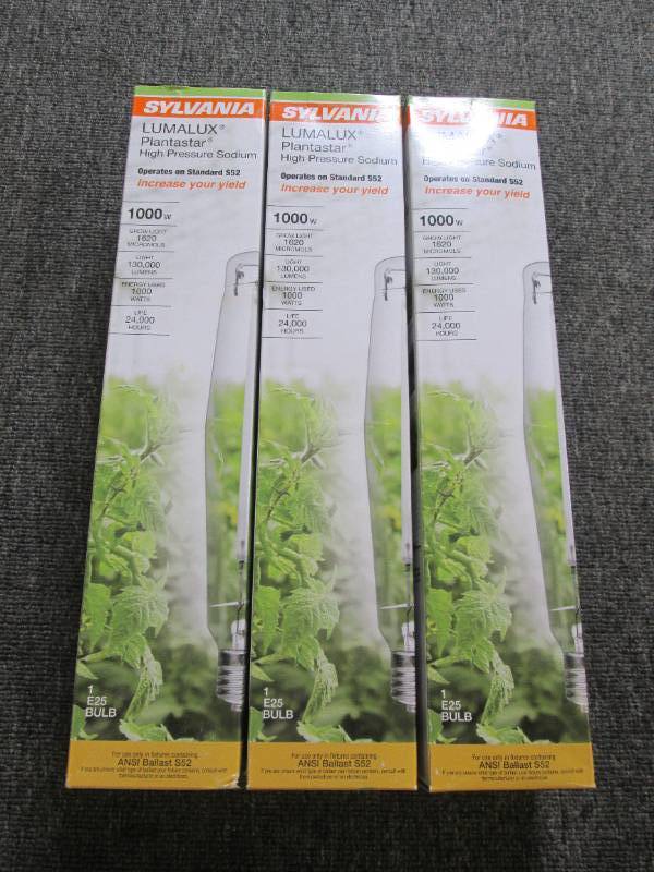 3 new sylvania lumalux light bulbs...