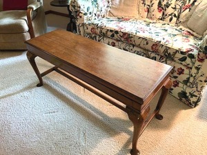 lot 4 image: Vintage Solid Wood Coffee Table (41 Wide x 18 Tall x 14 Deep)
