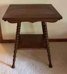 lot 7 image: Vintage Solid Wood TV Stand