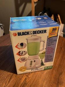 lot 51 image: New (Sealed) Black & Decker Pro Blend BL550 Blender