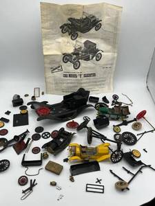lot 90 image: Vintage Lindberg Line 1911 Model T Roadster Model and More