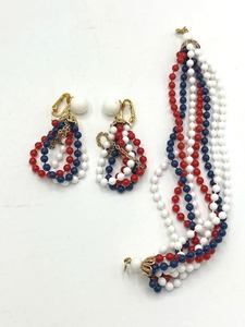 lot 174 image: Cute Vintage Red, White, and Blue Bracelet and Earrings