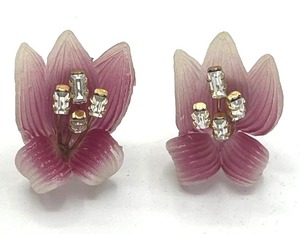 lot 182 image: Vintage Austria Pink Flower Clip On Earrings