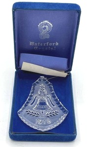lot 195 image: 1978 Waterford Crystal Holiday Ornament