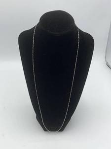 lot 200 image: 14KT (Italy) White Gold Necklace (2.6 grams)