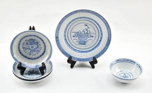 lot 121 image: Five-Piece Blue and White Chinese Rice Grain Porcelain Set by Tienshan