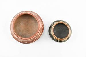 lot 264 image: 2 Southwest Pottery Bowls