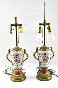 lot 138 image: Pair of Urn Style Asian Porcelain Table Lamps