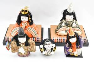 lot 47 image: Five Traditional Japanese Hina Dolls