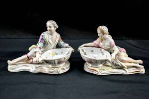 lot 227 image: Pair of Meissen Style Porcelain Figural Salt Dishes