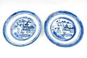 lot 69 image: Two Chinese Blue & White Porcelain Plates
