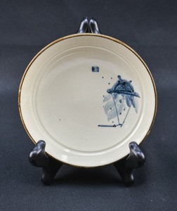 lot 177 image: Small East Asian Plate