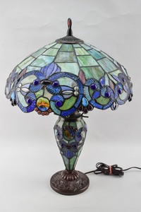 lot 5 image: Tiffany Style Blue and Green Art Glass Pedestal Lamp