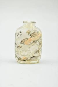 lot 59 image: Painted Snuff Bottle with Crickets