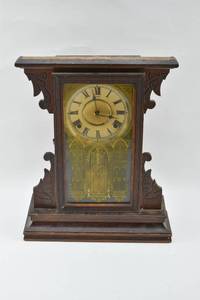 lot 3 image: William L. Gilbert Clock Co Lion Mantle Clock