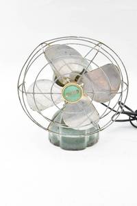 lot 289 image: Vintage Zero Wall & Table Cage Fan