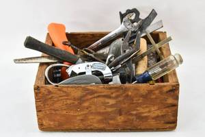 lot 264 image: Box of Hand Tools