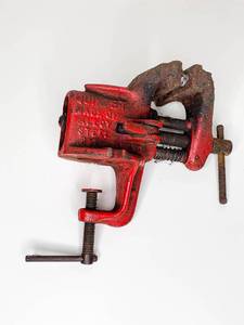 lot 256 image: Vintage Quikcet Grand 3 Vise