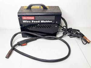 lot 234 image: Craftsman Wire Feed Welder 117-071