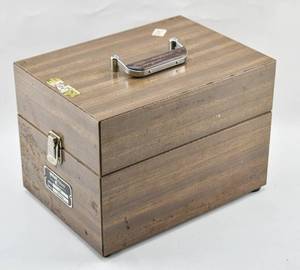 lot 233 image: West Instrument Co Pyrotest 9B