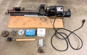 lot 274 image: Sherline 4400 Benchtop Lathe Machine