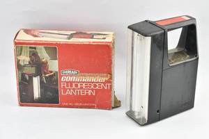 lot 103 image: Vintage Eveready Commander Fluorescent Lantern
